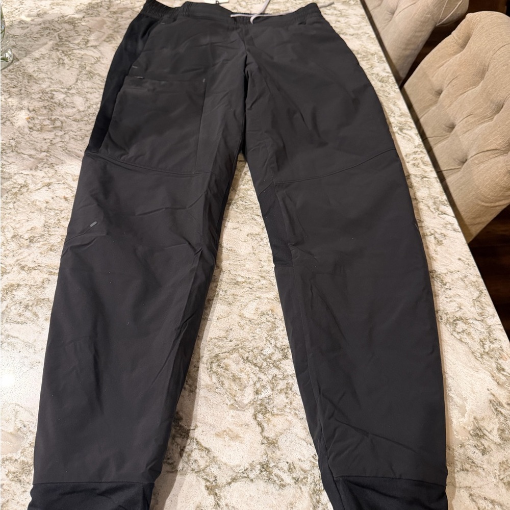 Women’s Stio Insulated Black Pants